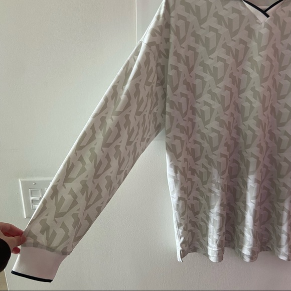 NWOT Aritzia Brice Longsleeve - Picture 5 of 11